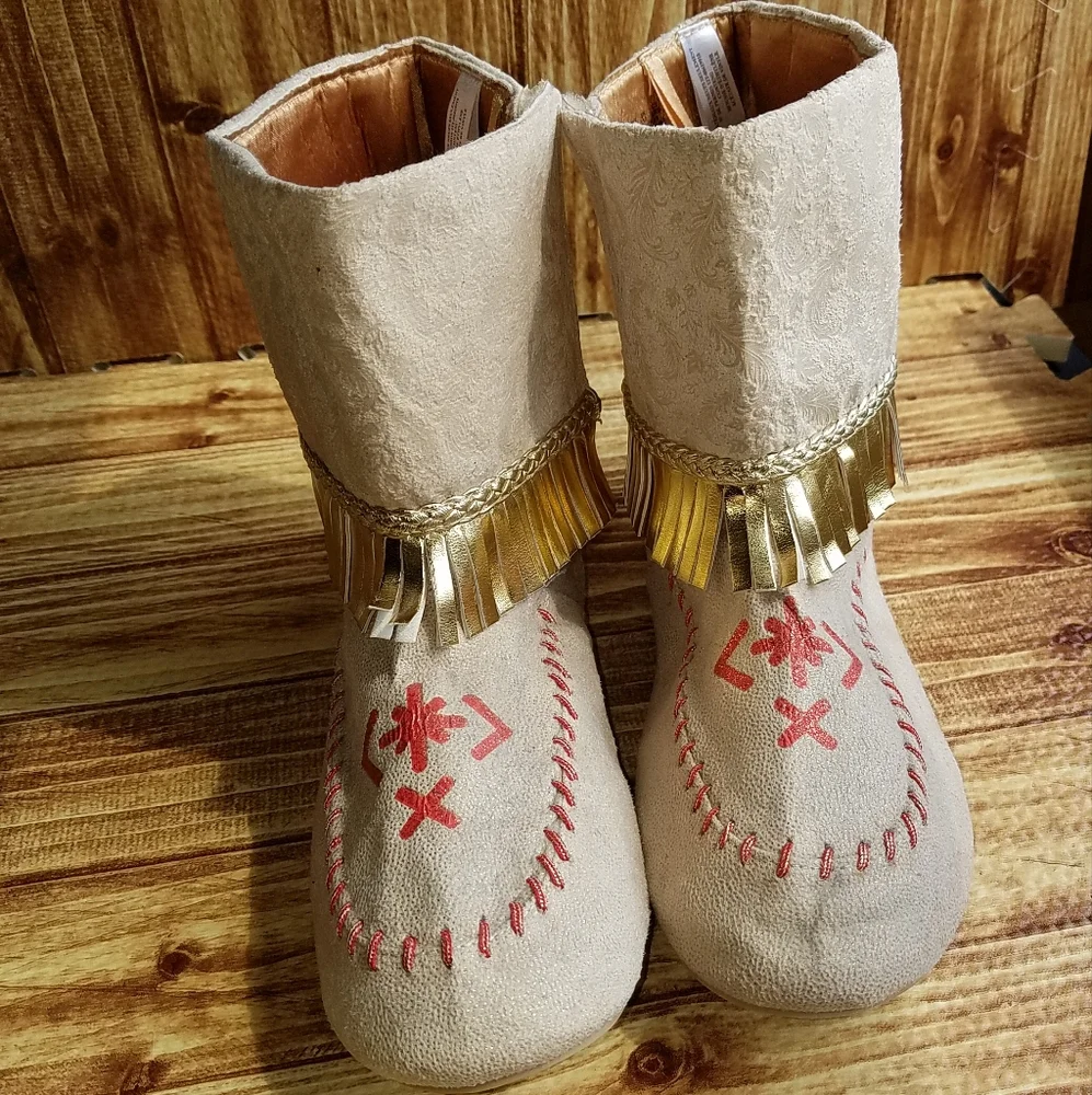 Disney Store Pocahontas Costume Boots Girls Size 2/3 Tan Faux Suede Moccasins